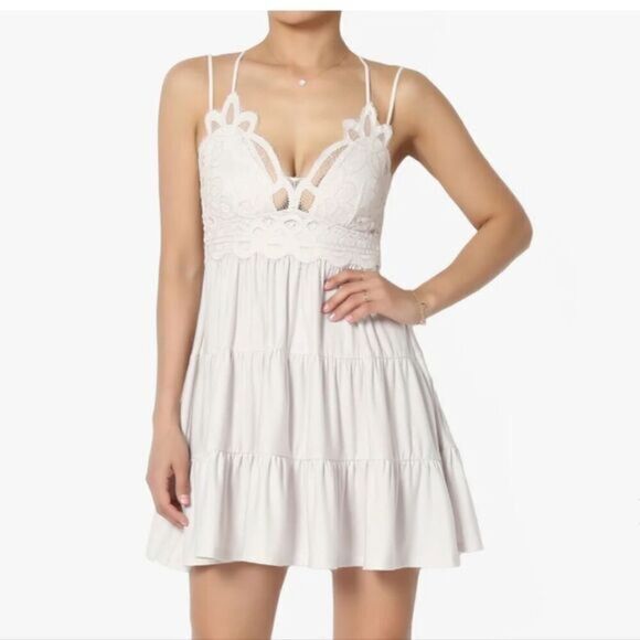 Zenana Outfitters Scalloped Adella Bra Tiered Dress - Picture 1 of 16